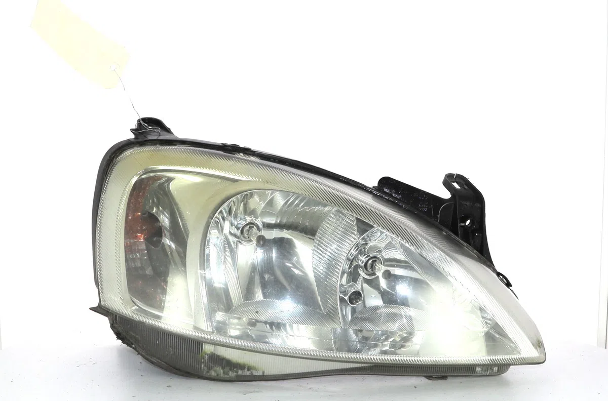 Phare droit Opel CORSA C (X01) 1.3 cdti (f08, f68) (2003-2009) occasion