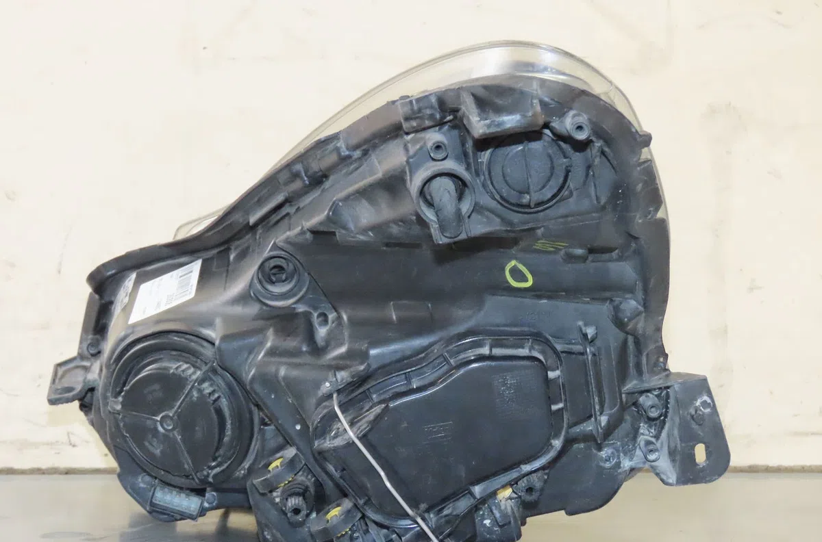 Phare droit Opel CORSA D (S07) 1.3 cdti (l08, l68) (2006-2014) 5 portes occasion