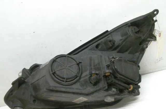 Phare droit Opel CORSA D (S07) 1.3 cdti (l08, l68) (2006-2014) 5 portes occasion