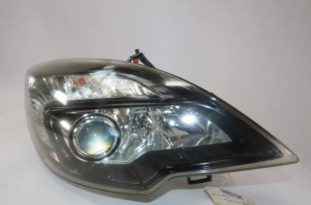Phare droit Opel MERIVA B Monospace (S10) 1.7 cdti (75) (2010-2017) occasion