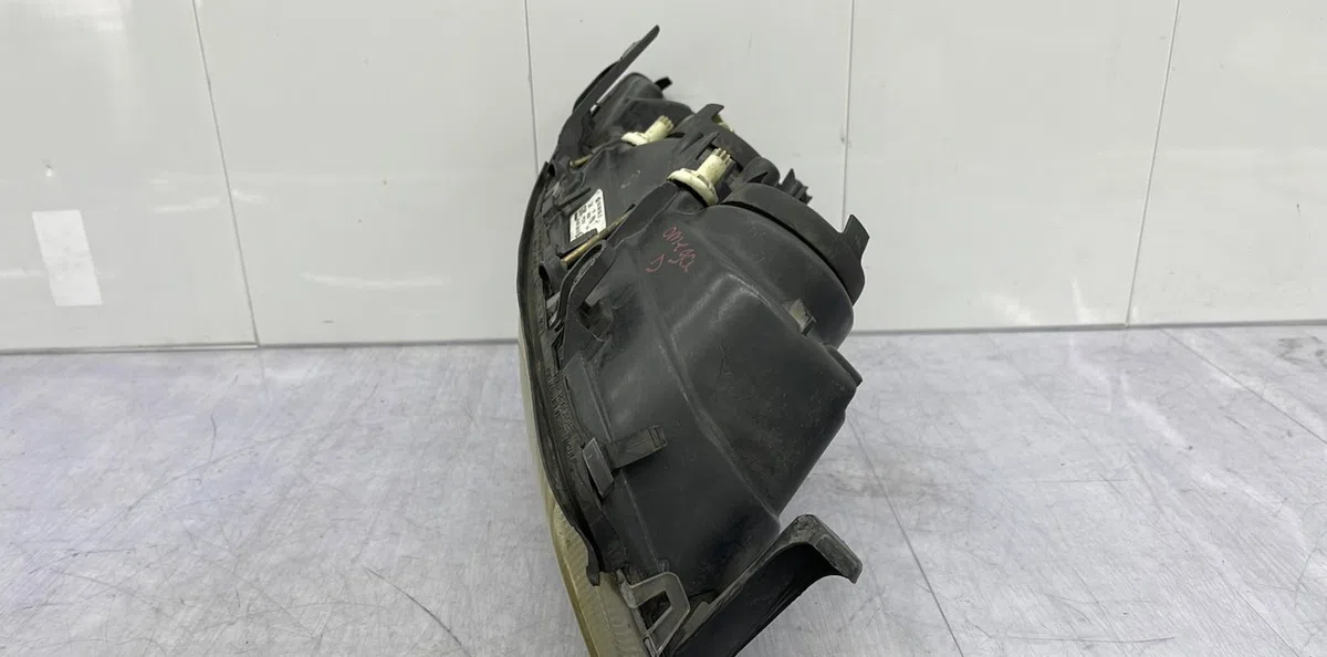 Phare droit OPEL OMEGA B PHASE 1 occasion