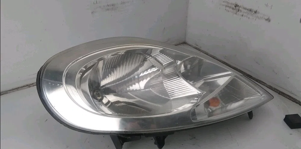 Phare droit Opel VIVARO A Autobus-Autocar (X83) 2.0 cdti (f7, j7, a07) (2006-2014) occasion