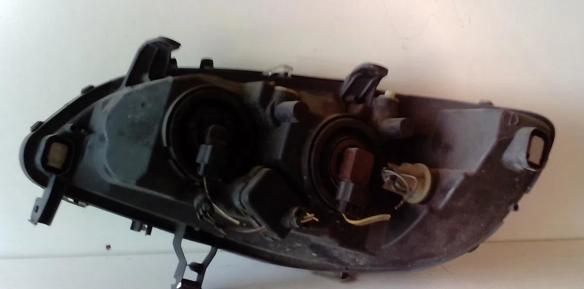 Phare droit Opel ZAFIRA A Monospace (T98) 2.0 di 16v (f75) (1999-2005) 5 portes occasion