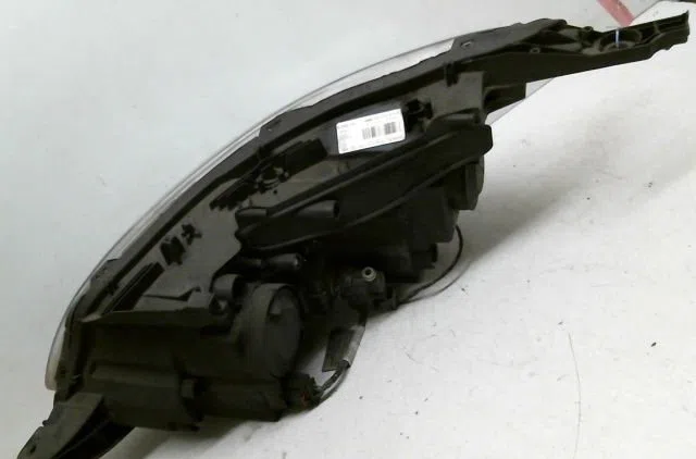 Phare droit Peugeot 2008 I (CU_) 1.6 hdi (2013) occasion