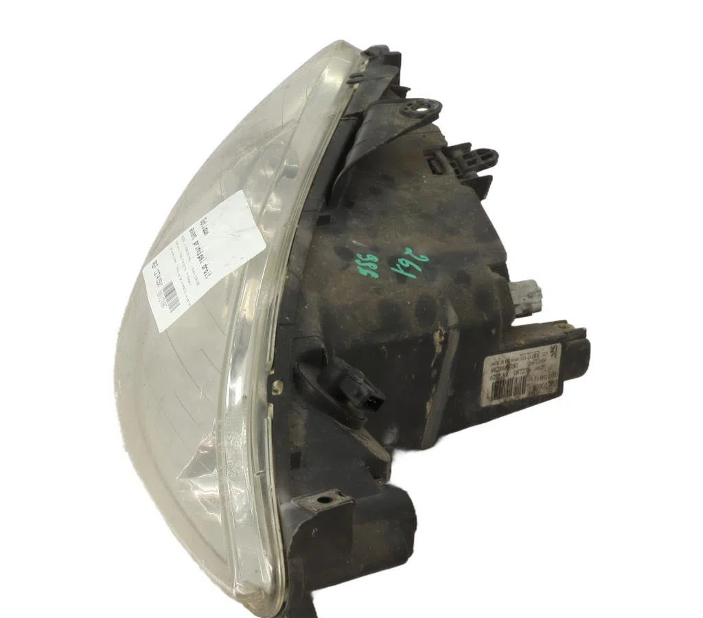 Phare droit Peugeot 206 3-5 portes (2A-C) 1.1 i (1998-2007) occasion