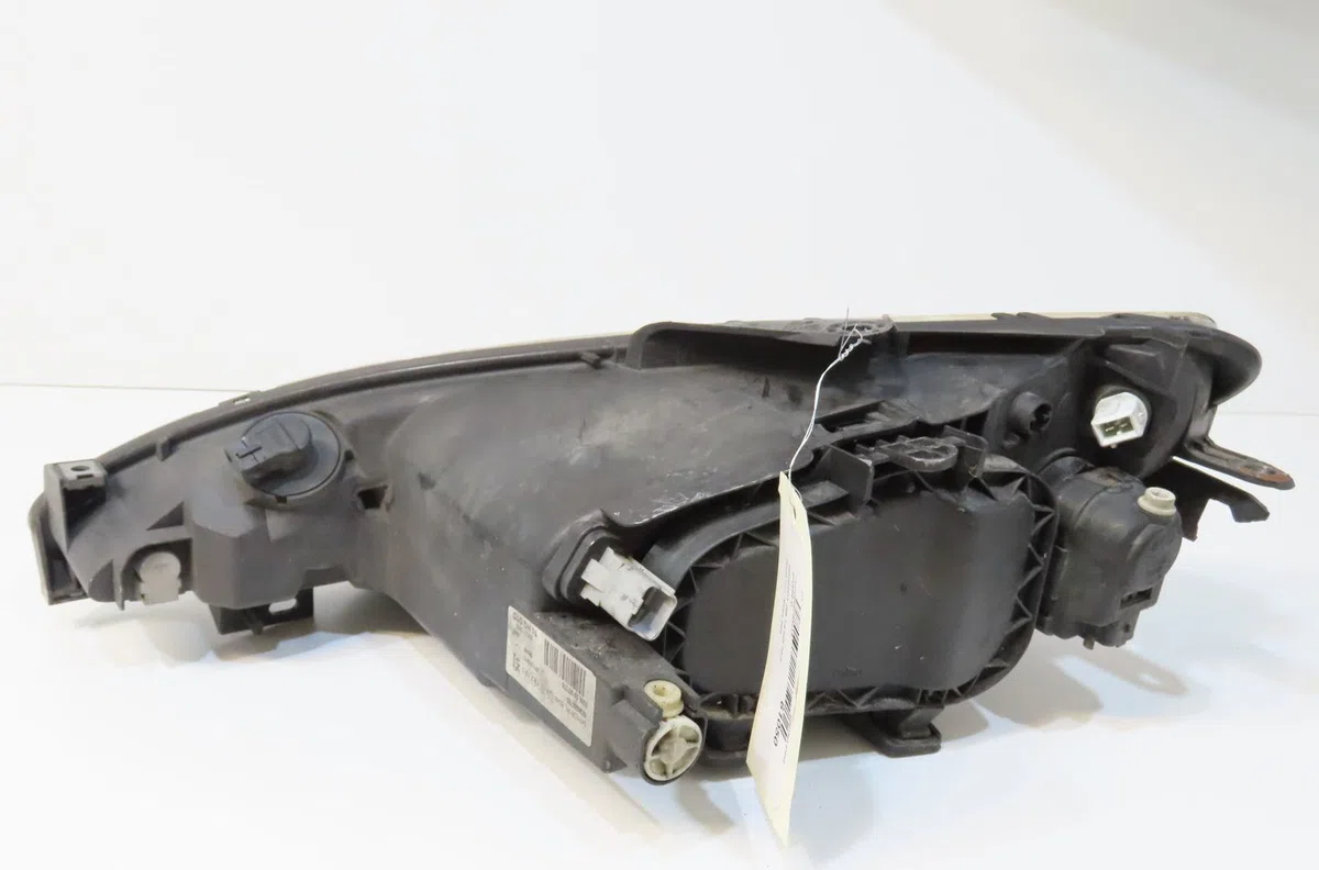 Phare droit Peugeot 206 3-5 portes (2A-C) 1.4 hdi eco 70 (2001-2009) 5 portes occasion