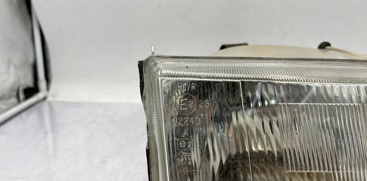 Phare droit PEUGEOT 309 PHASE 2 occasion