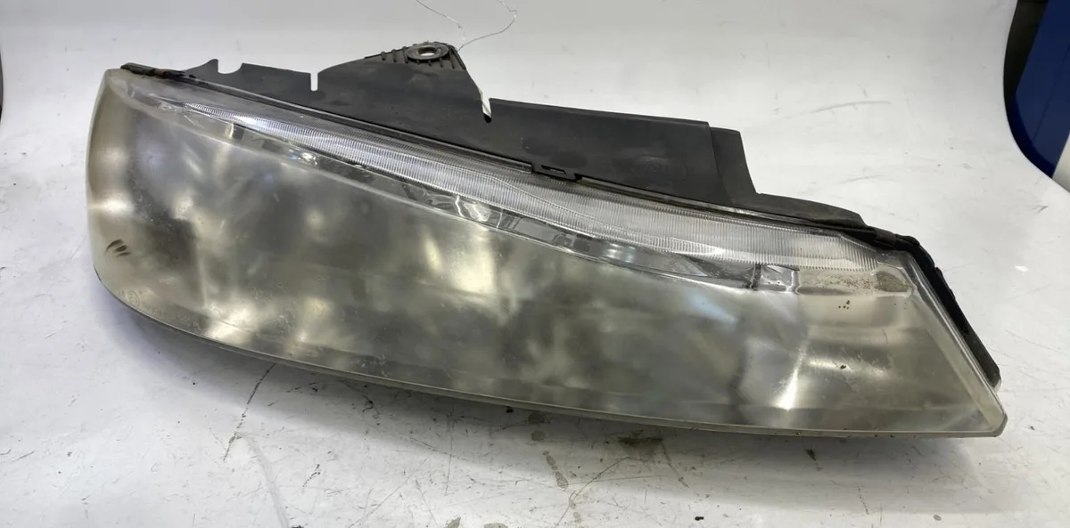 Phare droit Peugeot 406 Break (8E-F) 2.0 hdi 110 (1999-2004) 5 portes occasion