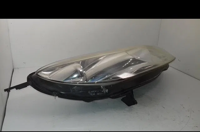 Phare droit Peugeot 407 (6D_) 2.0 hdi (6drhlg, 6drhle) (2004-2007) occasion