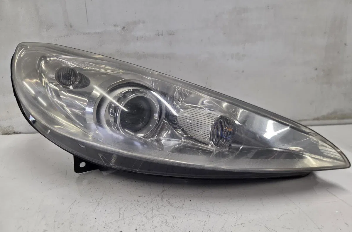 Phare droit PEUGEOT 407 COUPE occasion