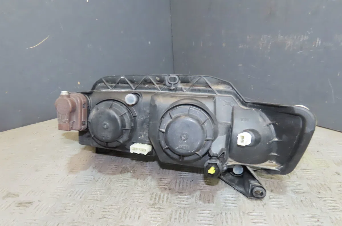 Phare droit Peugeot 605 (6B) 2.1 td 12v (1994-1999) occasion