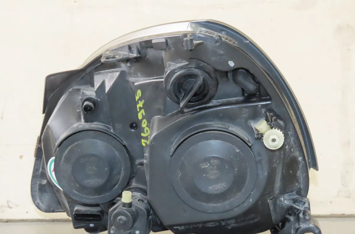 Phare droit Renault CLIO II (BB_, CB_) 1.5 dci (2003-2005) occasion