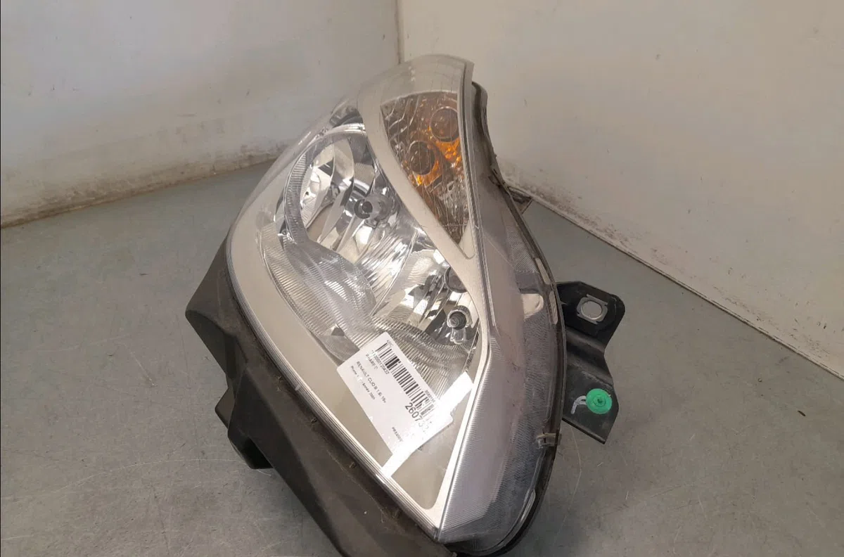 Phare droit Renault CLIO III (BR0-1, CR0-1) 1.6 16v (br05, br0b, br0y, br15, br1j, br1m, br1y, cr0b,... (2005-2014) 5 po
