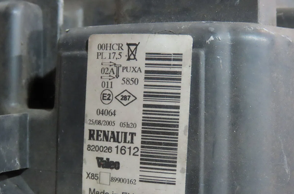 Phare droit Renault CLIO III (BR0-1, CR0-1) 1.6 16v (br05, br0b, br0y, br15, br1j, br1m, br1y, cr0b,... (2005-2014) 5 po