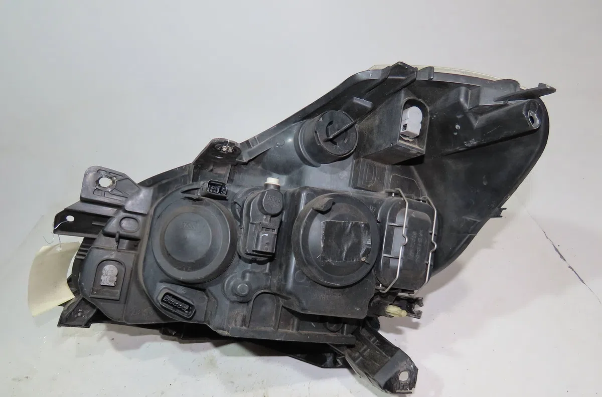 Phare droit Renault CLIO III (BR0-1, CR0-1) 1.6 16v (br05, br0b, br0y, br15, br1j, br1m, br1y, cr0b,... (2005-2014) 5 po