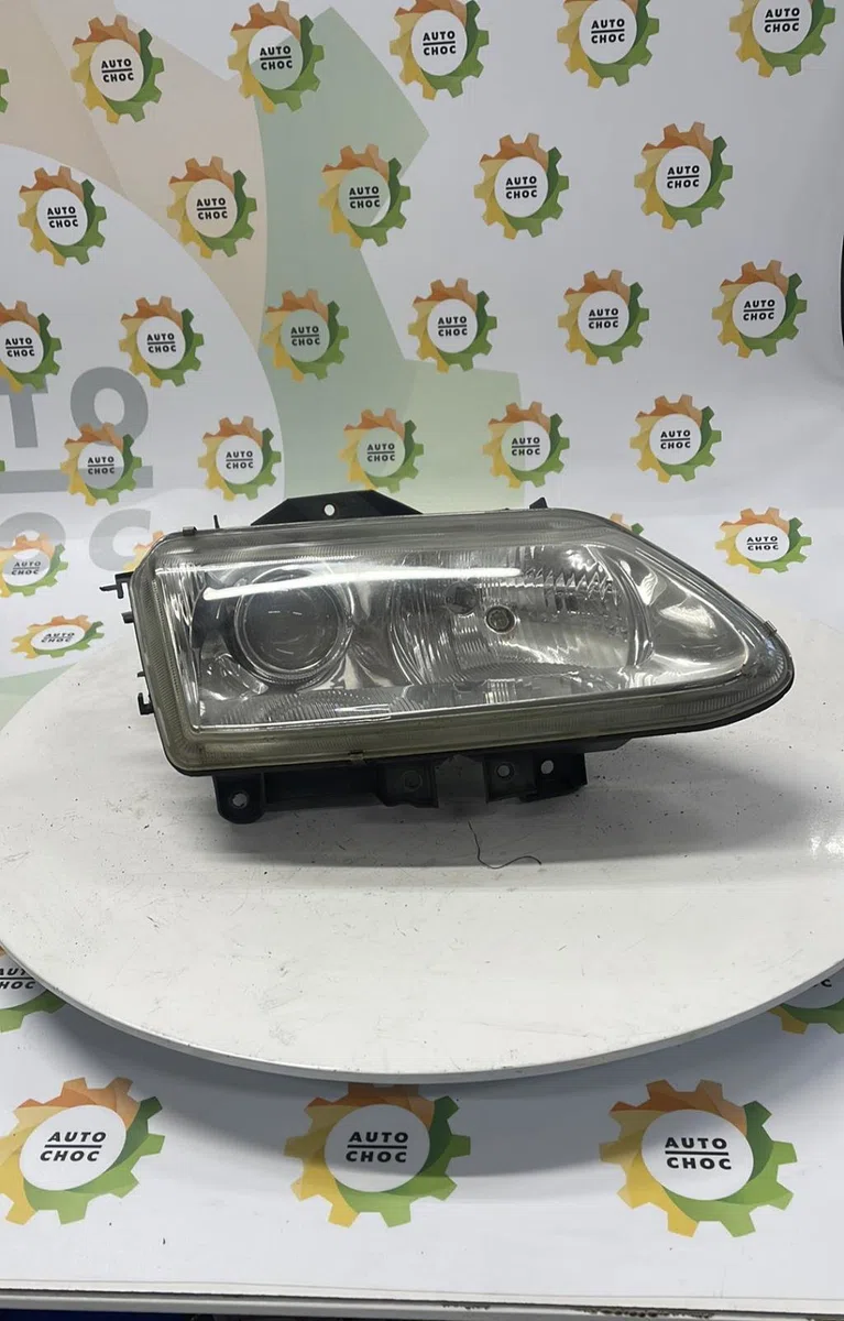 Phare droit RENAULT ESPACE 3 occasion