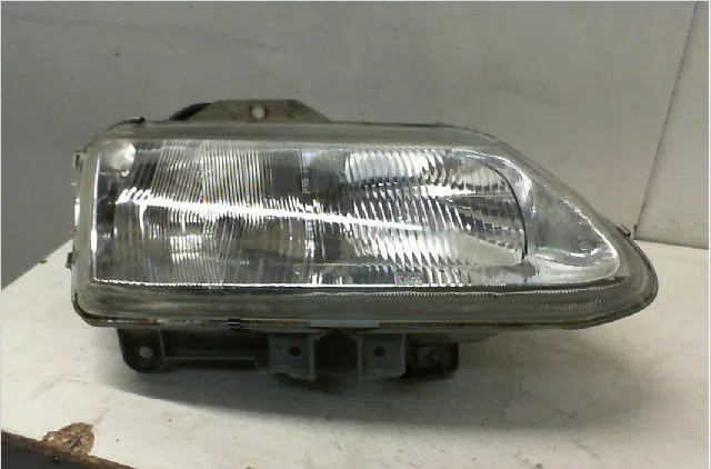 Phare droit RENAULT ESPACE I occasion