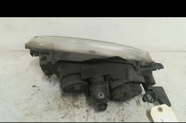 Phare droit Renault ESPACE III (JE0_) 2.2 dci (je0k) (2000-2002) 5 portes occasion