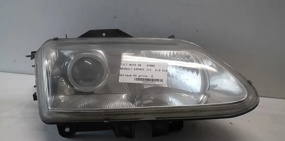Phare droit Renault ESPACE III (JE0_) 2.2 dci (je0k) (2000-2002) 5 portes occasion