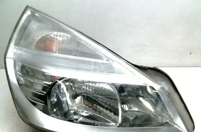 Phare droit Renault ESPACE IV (JK0-1_) 2.0 dci (jk01, jk02, jk1j, jk1k, jk1h) (2006) occasion