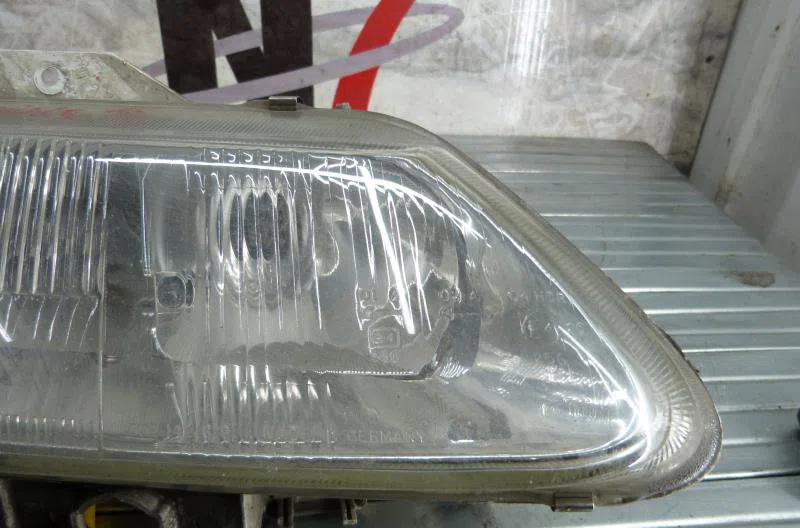 Phare droit RENAULT GRAND ESPACE 3 occasion