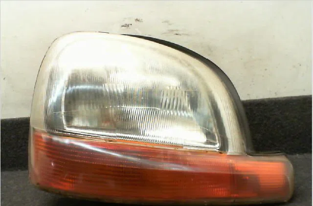 Phare droit Renault KANGOO Express (FC0-1_) 1.2 (fc01, fc0a, fc0f) (1997) occasion