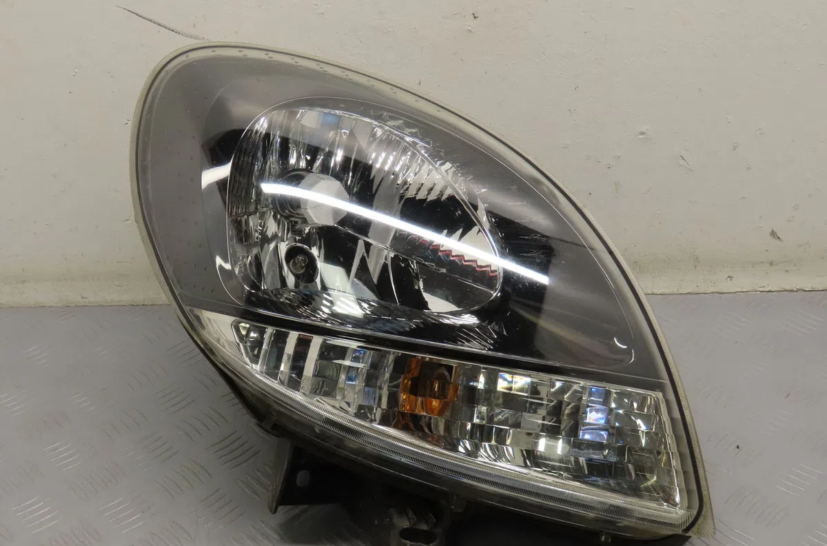 Phare droit Renault KANGOO Express (FC0-1_) 1.9 dci 4x4 (fc0v) (2001) occasion