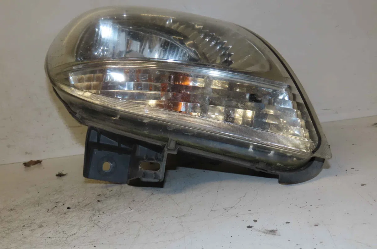 Phare droit RENAULT KANGOO I occasion