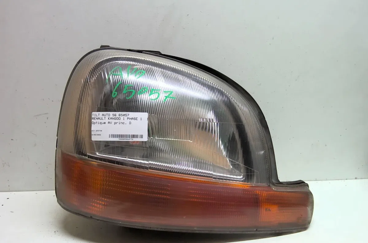 Phare droit Renault KANGOO (KC0-1_) 1.2 (kc0a, kc0k, kc0f, kc01) (1997) occasion