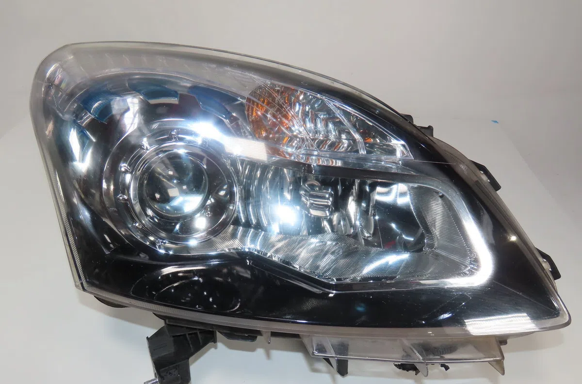 Phare droit Renault KOLEOS I (HY_) 2.0 dci 4x4 (hy0k) (2008) occasion