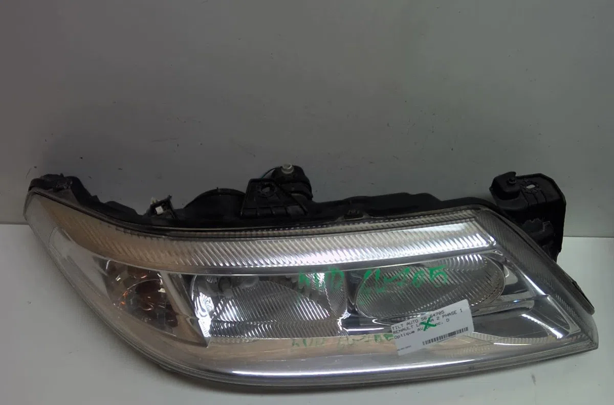 Phare droit Renault LAGUNA II (BG0-1_) 1.9 dci (2001-2007) occasion