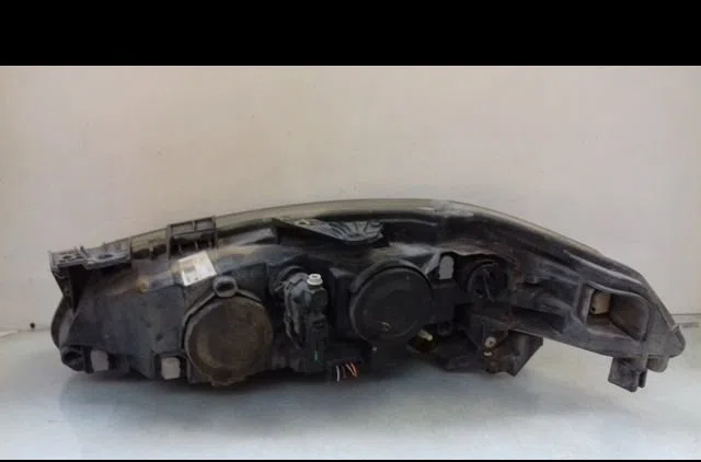 Phare droit Renault LAGUNA II (BG0-1_) 1.9 dci (bg08, bg0g) (2001-2007) occasion