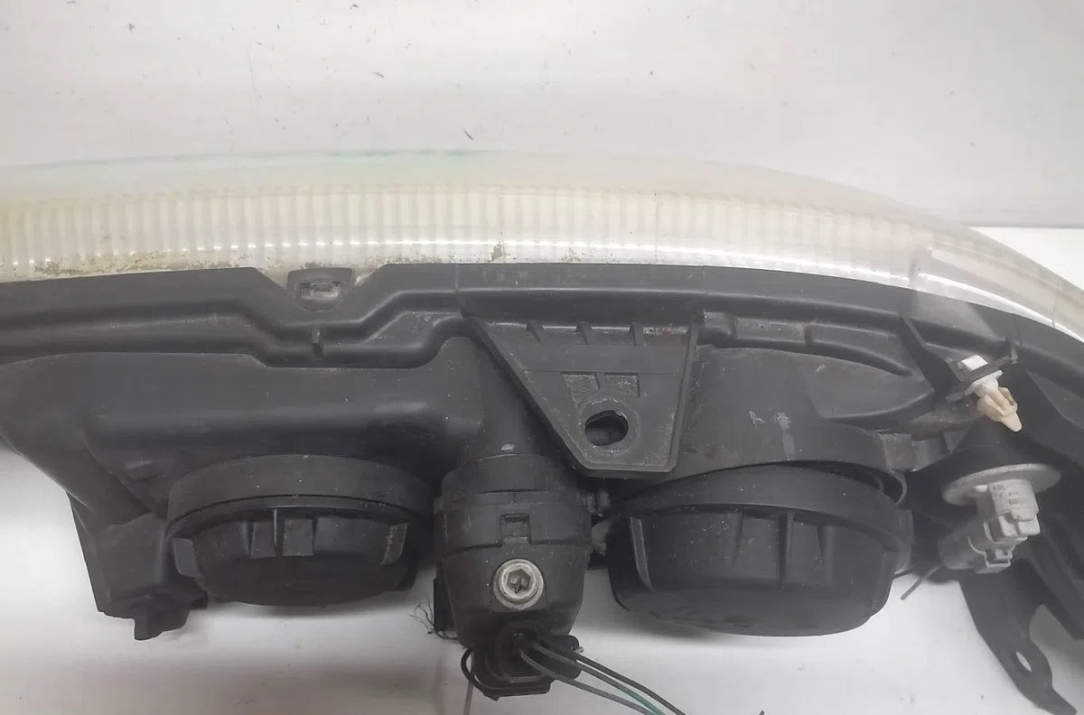 Phare droit Renault LAGUNA II Grandtour (KG0-1_) 1.9 dci (kg0g) (2001-2007) occasion