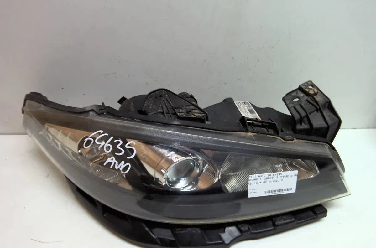 Phare droit Renault LAGUNA II Grandtour (KG0-1_) 1.9 dci (kg1v) (2005-2007) occasion