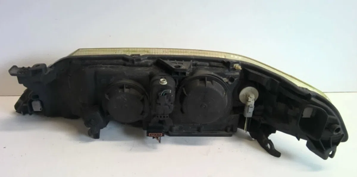 Phare droit Renault LAGUNA II Grandtour (KG0-1_) 2.2 dci (kg0f) (2001-2006) occasion