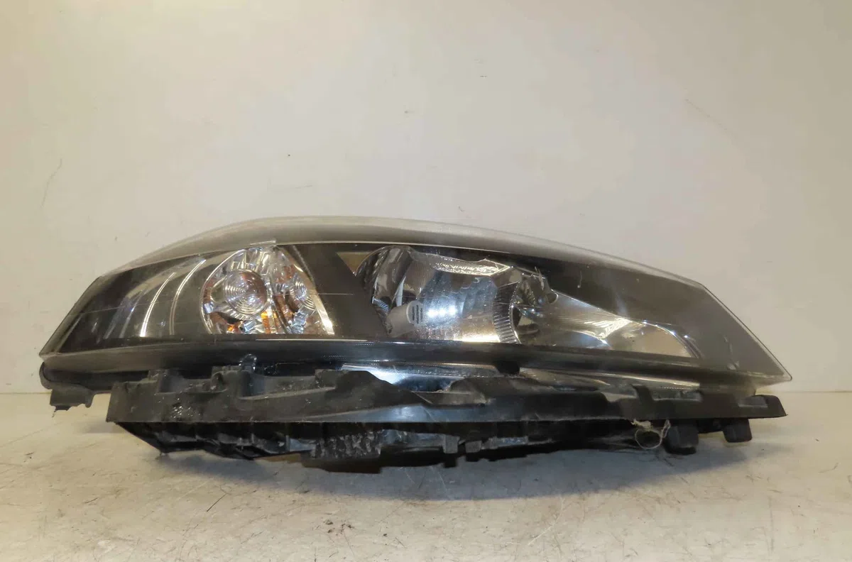 Phare droit RENAULT LAGUNA  II occasion