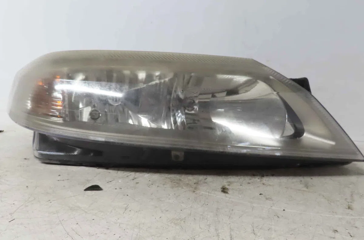 Phare droit RENAULT LAGUNA  II occasion