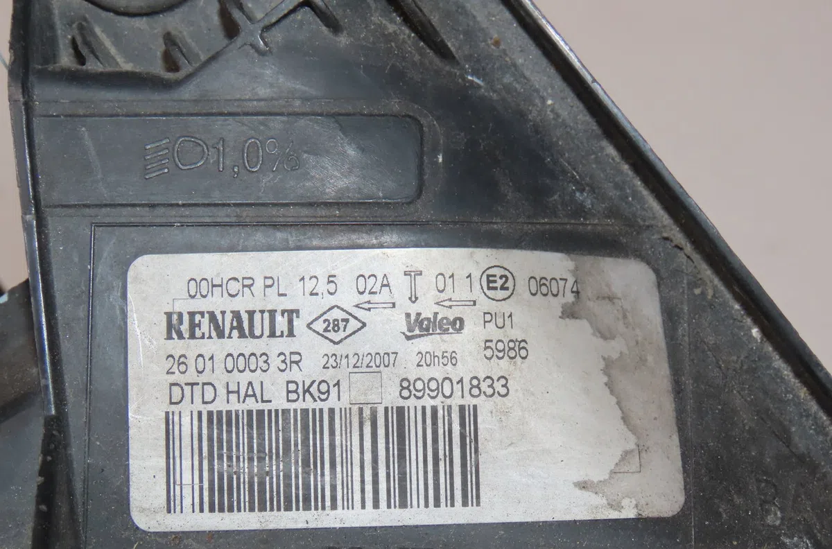 Phare droit Renault LAGUNA III (BT0-1) 1.5 dci (bt00, bt0a, bt0t, bt1j) (2007-2015) 5 portes occasion