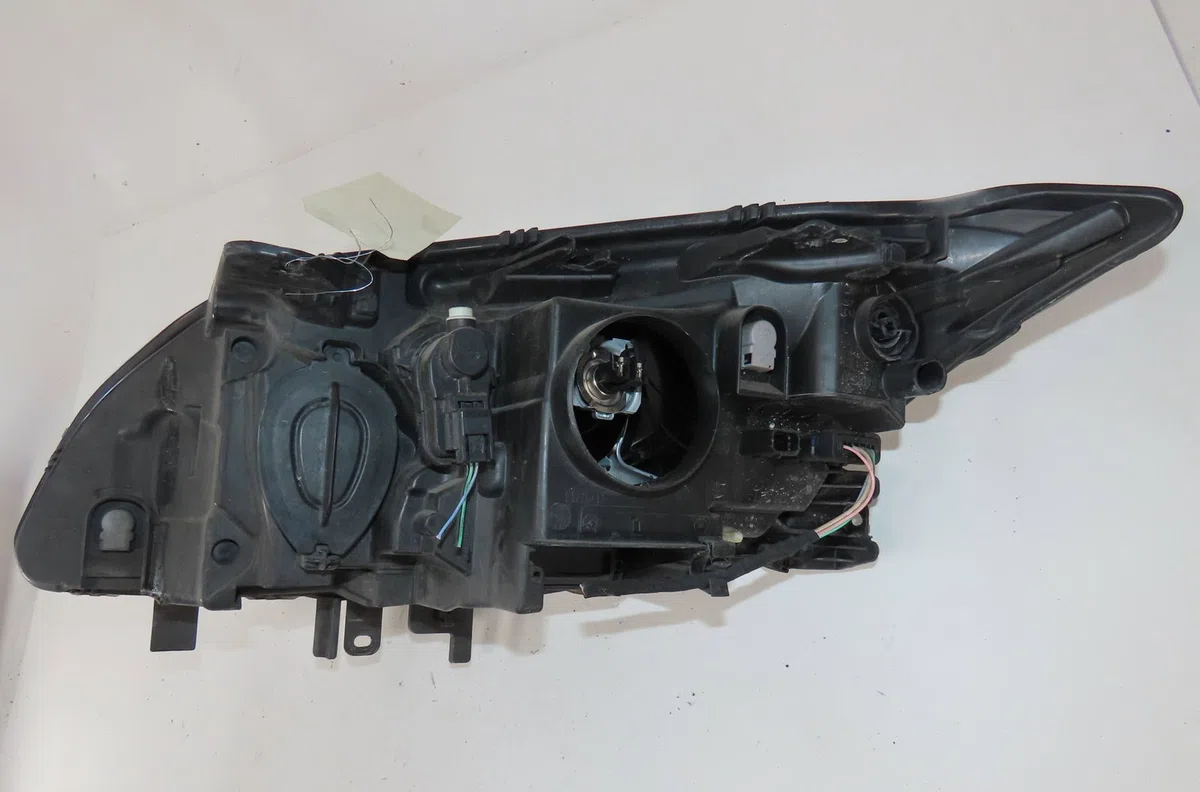 Phare droit Renault LAGUNA III (BT0-1) 1.5 dci (bt00, bt0a, bt0t, bt1j) (2007-2015) 5 portes occasion