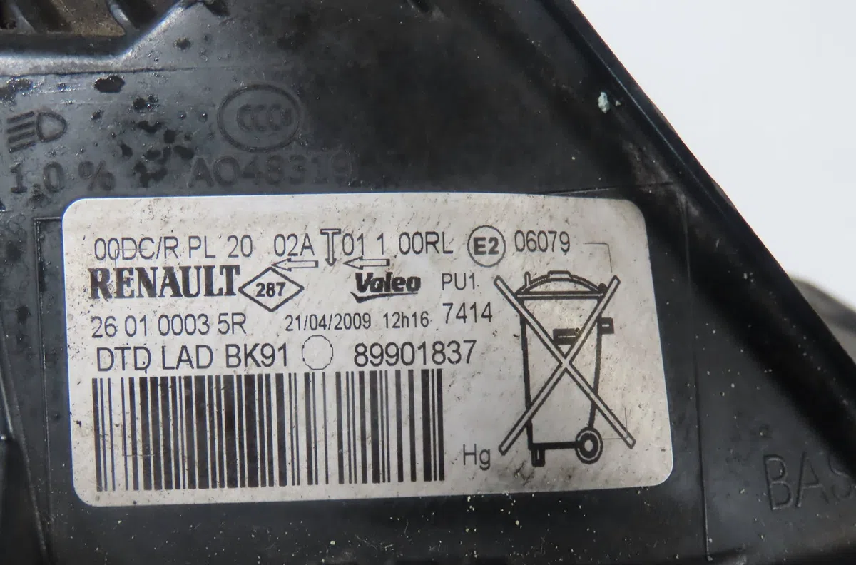 Phare droit Renault LAGUNA III (BT0-1) 3.0 dci (bt03, bt13) (2008-2015) occasion