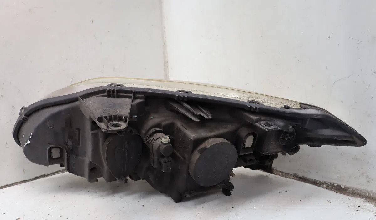 Phare droit Renault LAGUNA III Grandtour (KT0-1) 2.0 dci (kt01, kt08, kt09, kt0k, kt12, kt1d, kt1w) (2007-2015) 5 portes