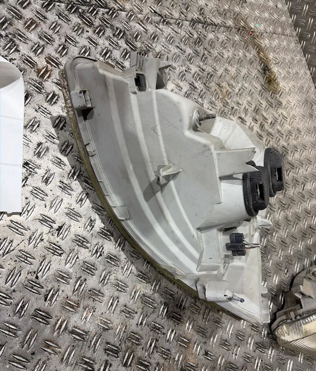 Phare droit RENAULT MASTER 2 PHASE 3 occasion