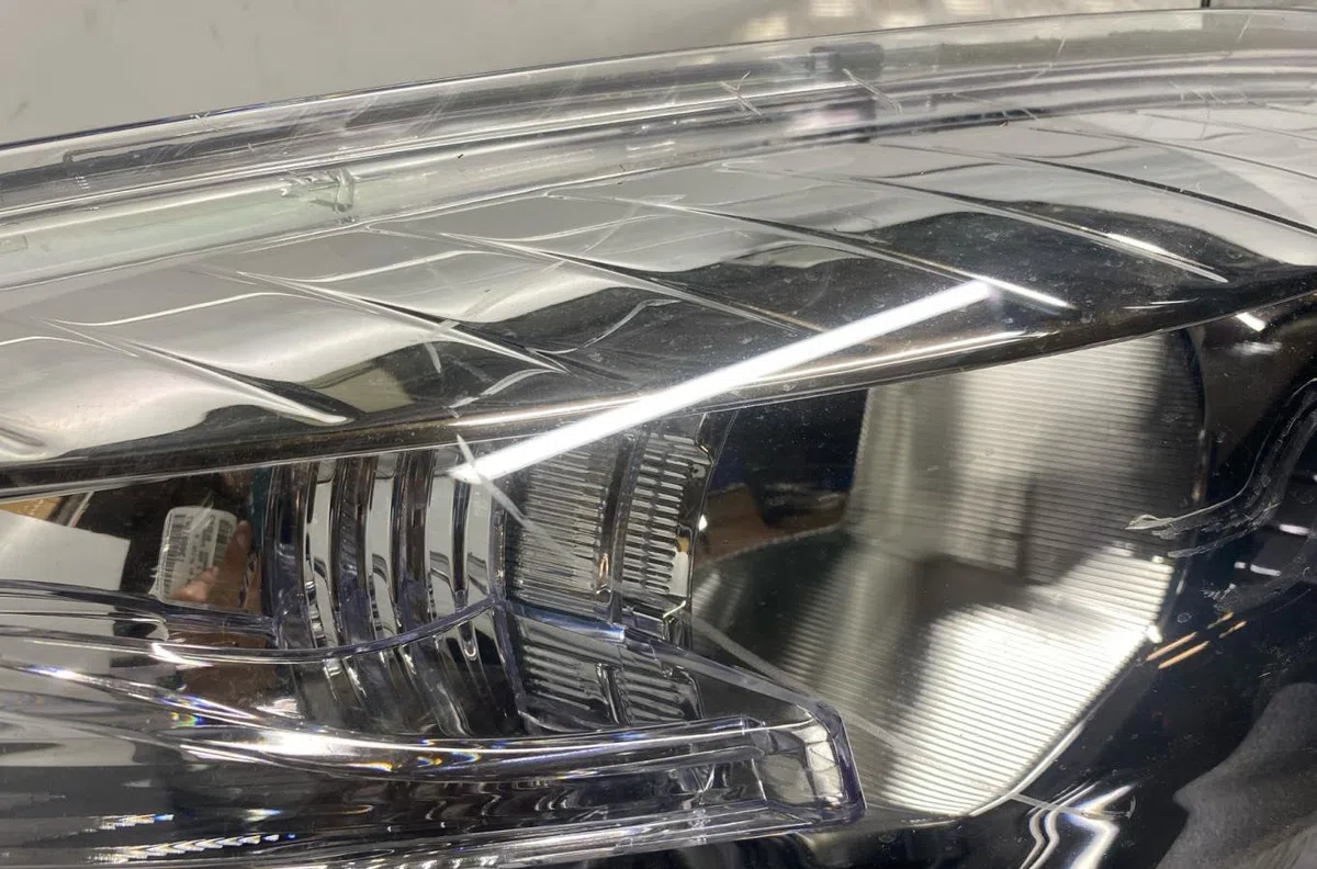 Phare droit RENAULT MEGANE 3 PHASE 1 occasion