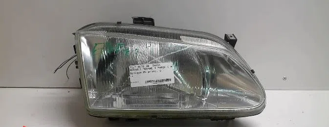 Phare droit Renault MEGANE I (BA0-1_) 1.9 d eco (ba0a, ba0u, ba0r) (1996-2003) occasion