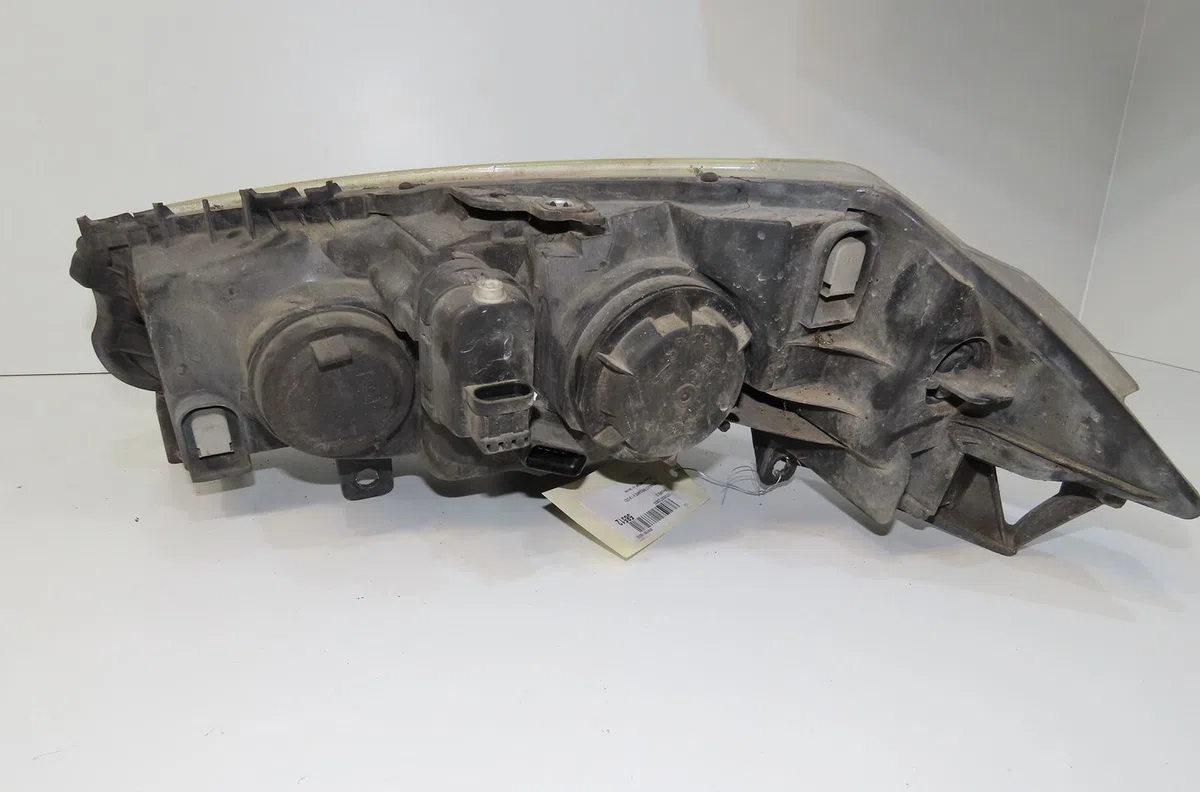 Phare droit Renault MEGANE II Break (KM0-1_) 1.9 dci (kmrg, km1g, km0g, km2c) (2003-2009) occasion