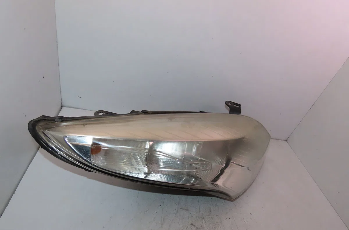 Phare droit Renault MEGANE III 3-5 portes (BZ0-1_, B3_) 1.5 dci (2009) 5 portes occasion