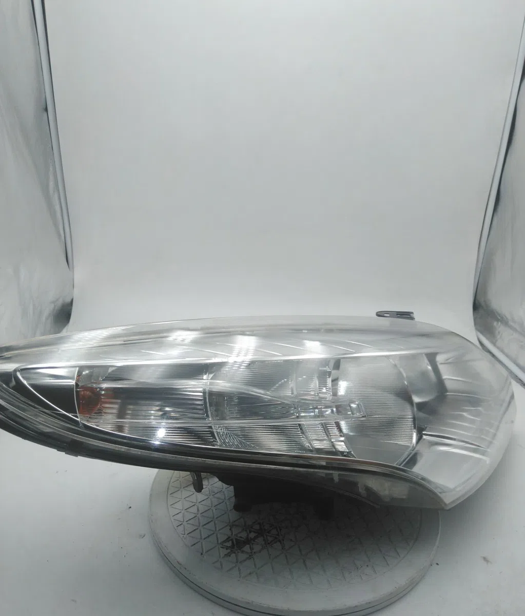 Phare droit RENAULT MEGANE III occasion
