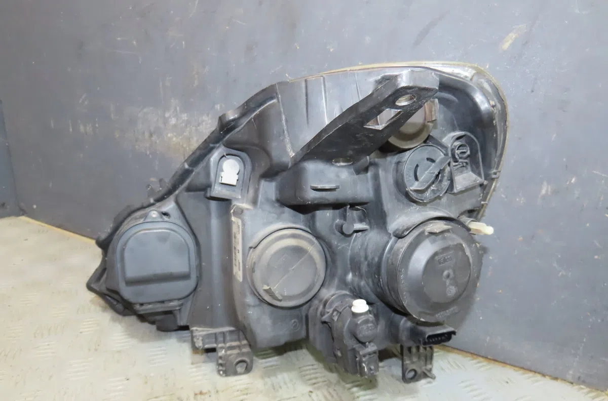 Phare droit Renault MODUS - GRAND MODUS (F-JP0_) 1.5 dci 90 (2010) occasion