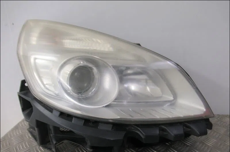Phare droit Renault SCÉNIC II (JM0-1_) 1.5 dci (jm1e, jm16) (2005-2008) 5 portes occasion