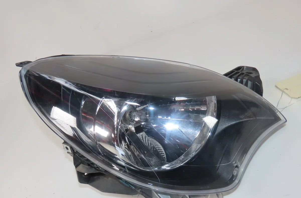 Phare droit Renault TWINGO II Camionnette - 3-5 portes (CNO_) 1.5 dci (cn03) (2010-2014) occasion